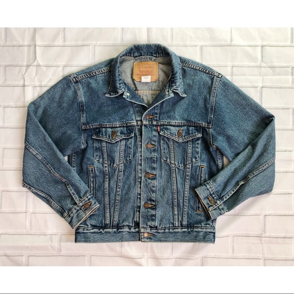 Levi's Other - VTG LEVIS Relaxed Trucker jacket.